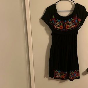 BEAUTIFUL Frida Kahlo hand made dress from Mexico